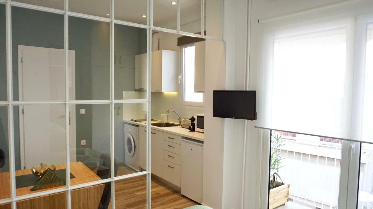Warm & Cozy Studio In Athens Apartment Exterior photo
